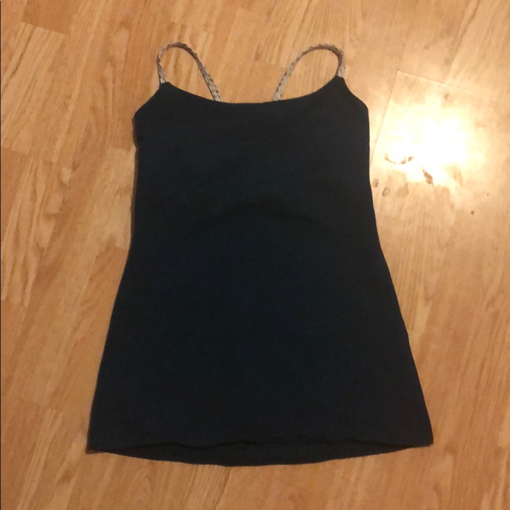 Lululemon top
